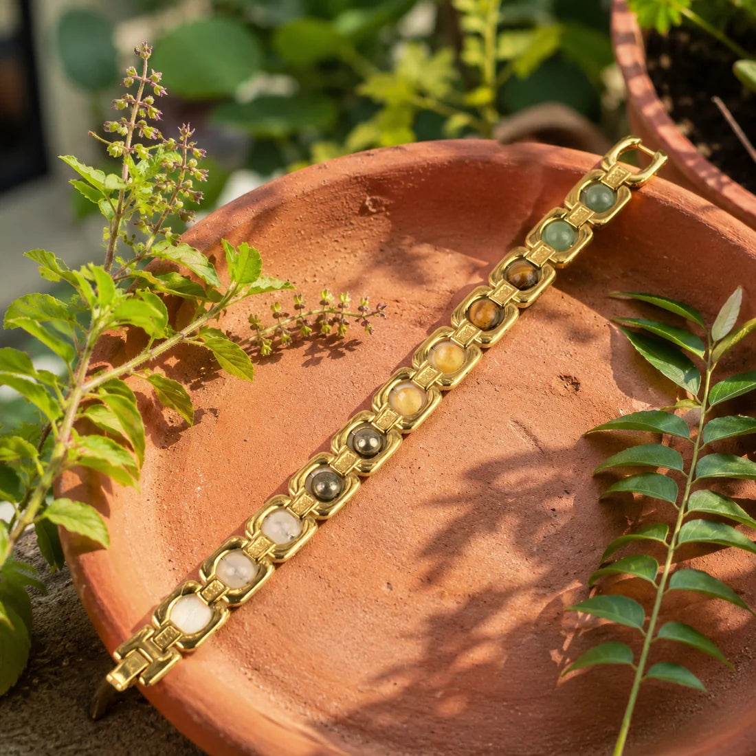 Dhan Yog Metal Bracelet in Antique Gold Finish | Crystal Bracelet for Wealth & Prosperity | Lab Certificate